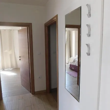 Grubelic - Komforan Novi * Tribalj