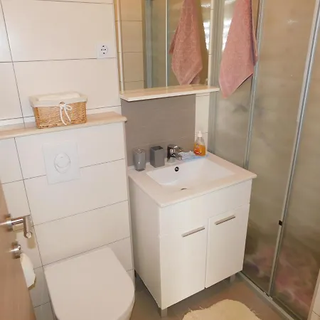 Apartment Grubelic - Garden & Grill *