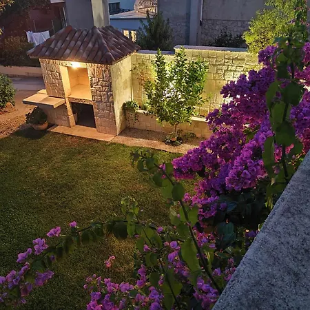 Grubelic - Garden & Grill Tribalj
