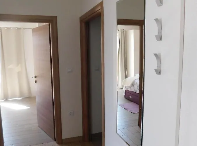 Grubelic - Komforan Novi * Tribalj